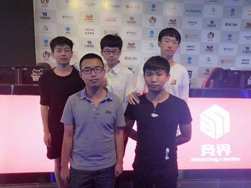图片6 食人鱼战队.jpg
