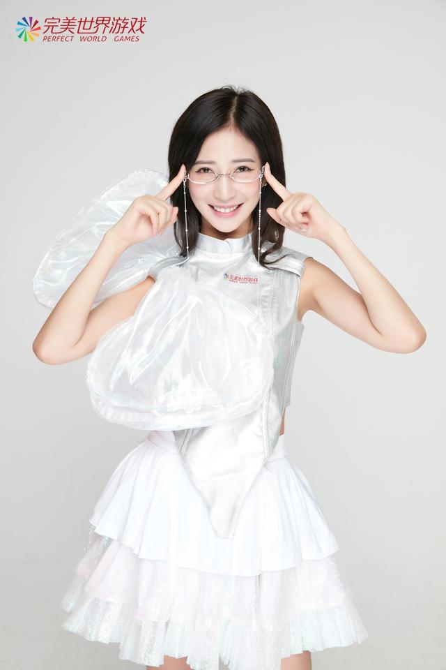 “就享不一样”  完美世界展台模特、Showgirl带你走进不一样的ChinaJoy