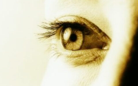 #游戏茶馆日报# 这边发商倒闭，那边注资发展手游，市场风云！