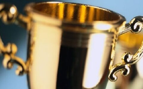 #海外嗅觉# 全球前20名游戏和发行商排位变动