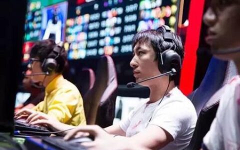 移动电竞悖论：贴近端游做量还是真正做手游生态？