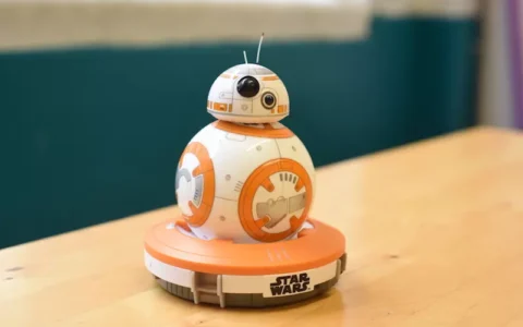 4个月卖出20亿美元？来看“IP之神”迪士尼如何设计星球大战新玩具