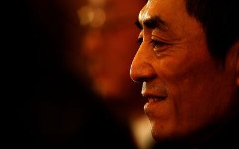 【茶馆日报】张艺谋欲拍VR电影，VR产业迎来首个大导演