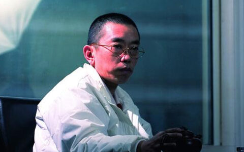 史玉柱重新变回头狼？