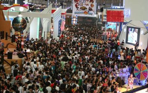 佳伦说：chinajoy周边活动近150场 手游现在到底是冰还是火？