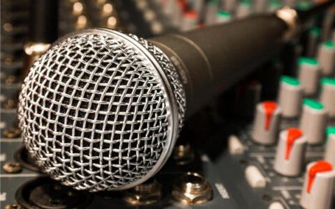 从天赋到硬实力：直播平台变形记