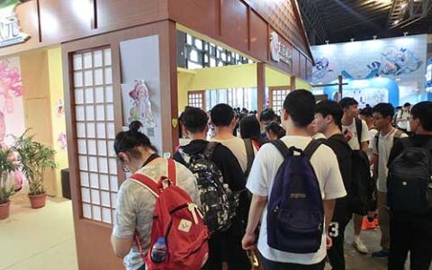 《料理次元》CCG漫展首日精彩瞬间 女仆小姐姐入侵CCG！