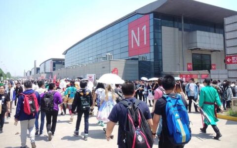 二次元文娱产业巨头未现 人才抢夺愈见白日化