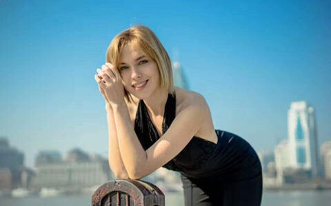 波克城市美女集中营，最美showgirl都在这里