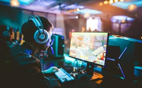 教材研发大咖加入直尚电竞 营造最好教学环境