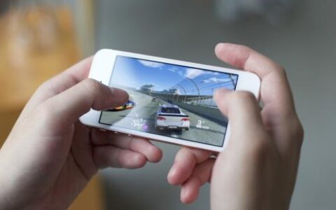 Questmobile：竞技、消除类表现抢眼，《王者荣耀》MAU近1.8亿