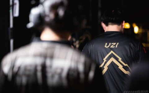 RNG输了，黑我的是她，粉我的还是她