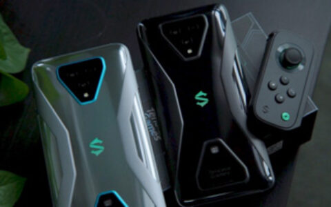 腾讯黑鲨游戏手机 可能是目前配置最强的5G游戏手机 | 游茶评测