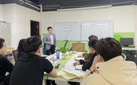 众星孵化副总郭鹏：管理层需精通业务，优质用户增长是业务关键