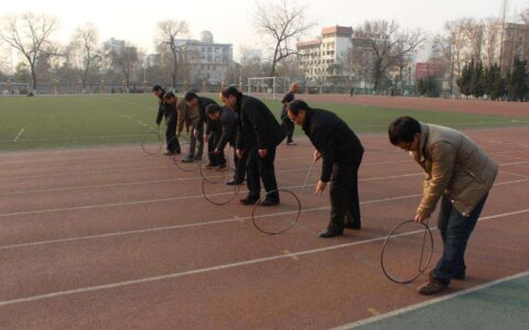 鉴定一下网上热门《老头环》手游