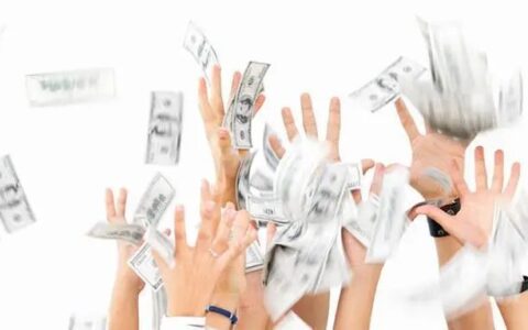 国内大厂挤破头、海外团队抄成风，新的游戏爆款密码来了？