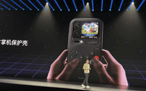 小米发布会雷军携《愤怒的小鸟》经典回归