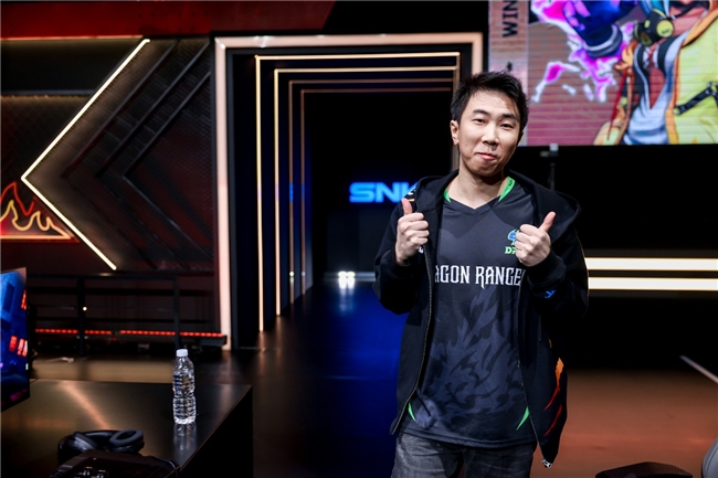 SCS 2025年度总决赛圆满落幕！选手M’、XiaoHai分获《拳皇15》《饿狼传说：群狼之城》总冠军