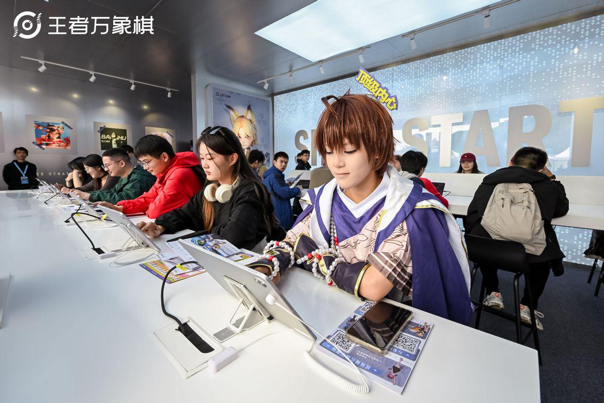 全新玩法亮相周年庆,万象棋要做能让王者玩家玩到老的策略爽游