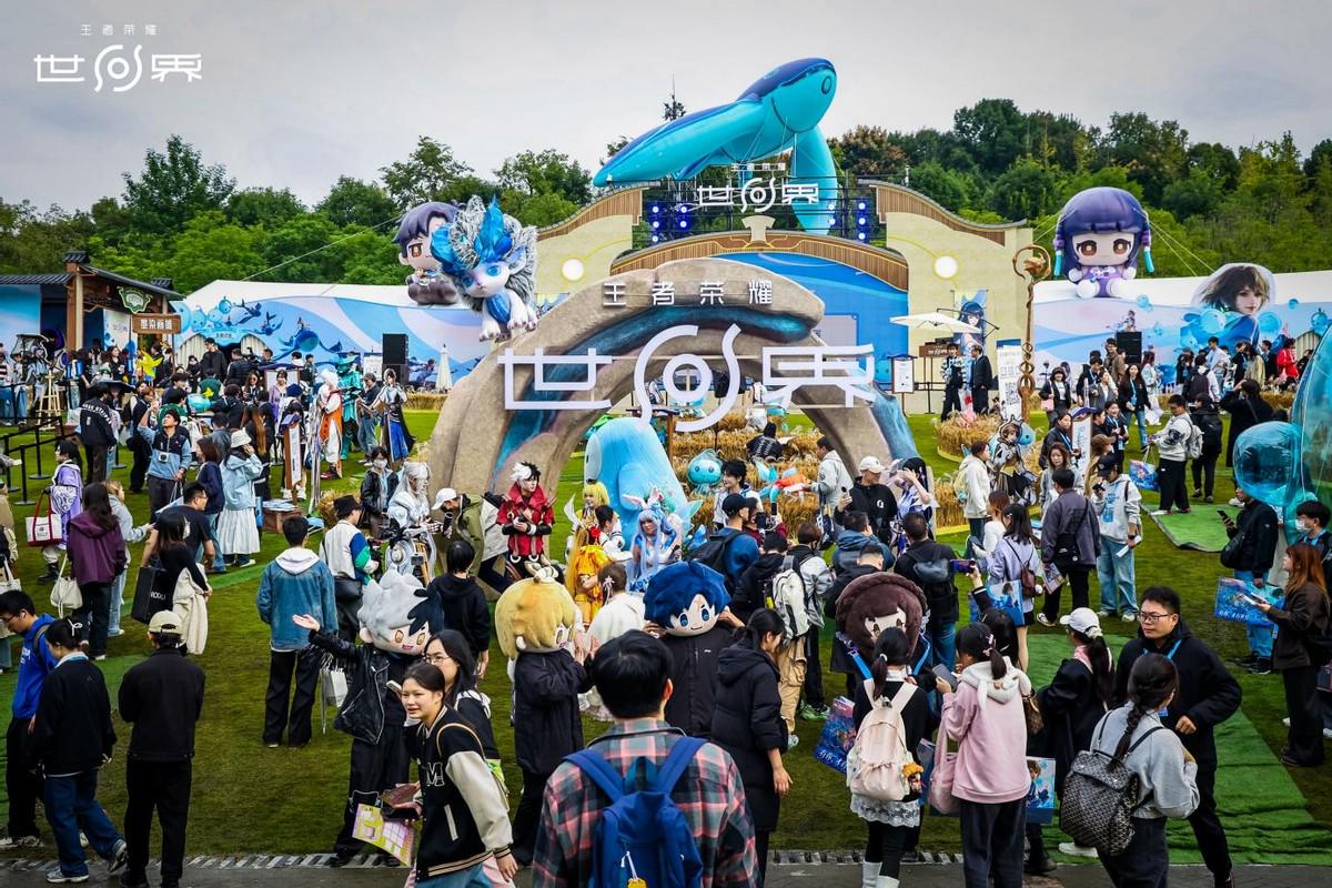 王者荣耀十周年重磅官宣,IP新游《王者荣耀世界》2026年春天与玩家见面