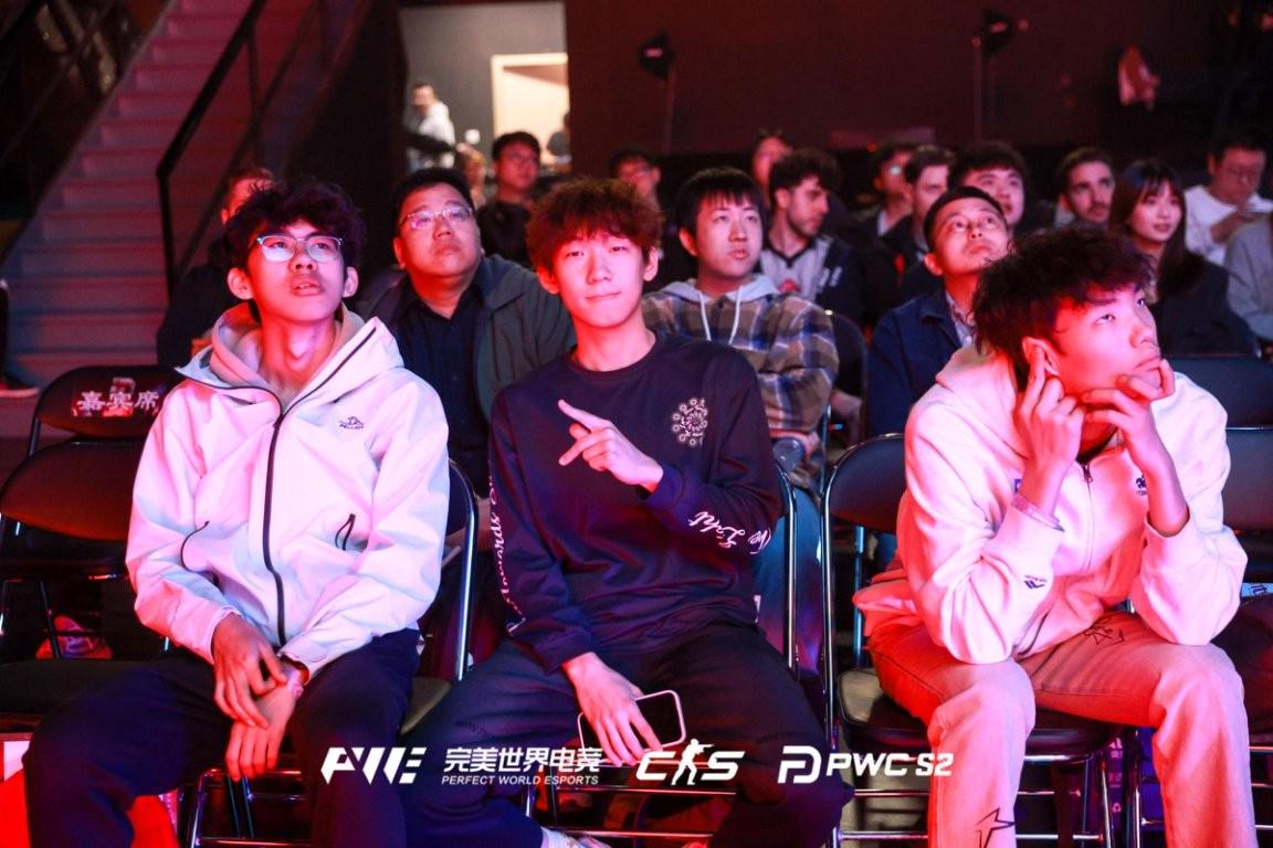 LVG三图逆转RA，夺得PWC S2冠军！