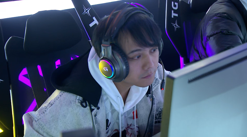 《街头篮球》UNKNOWN&黑洞会师胜者组决赛 新锐双雄无缘六强