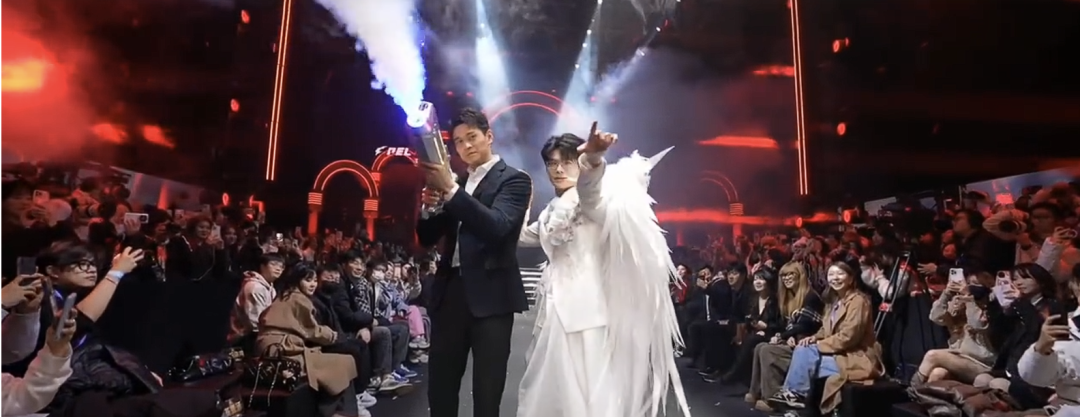 钢枪选手走红毯，和平精英玩的什么局？