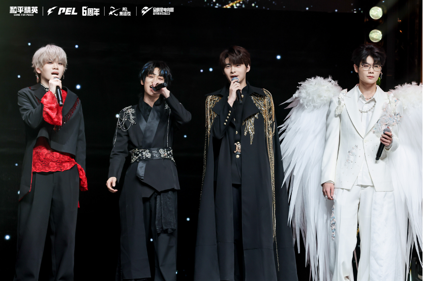 钢枪选手走红毯，和平精英玩的什么局？