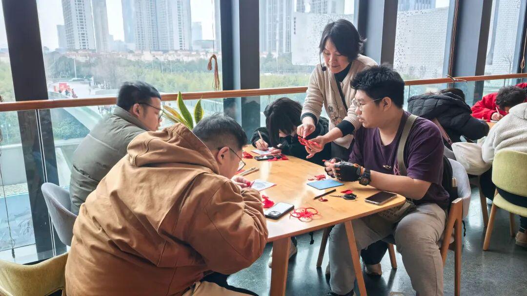 突围二游大逃杀，他们再度拿出满塑造的国风之旅