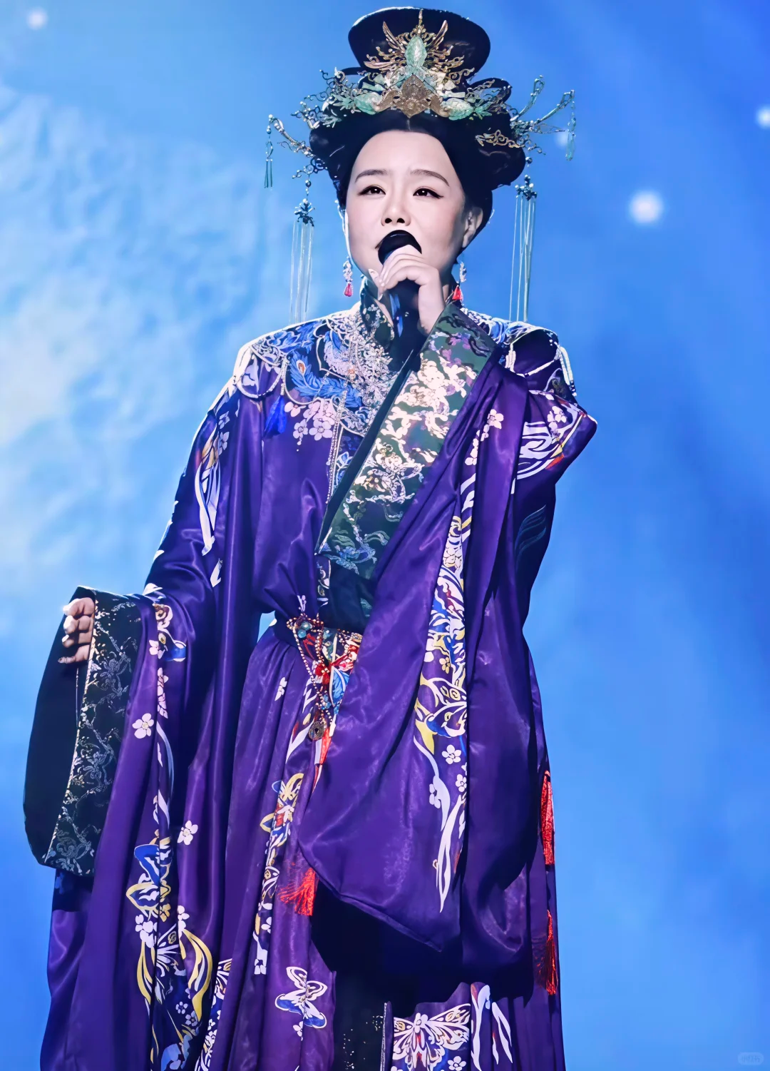 三年不负期待！《以闪亮之名》凭什么被称女性向之光？玩家：招了“死士”级团队在爆肝