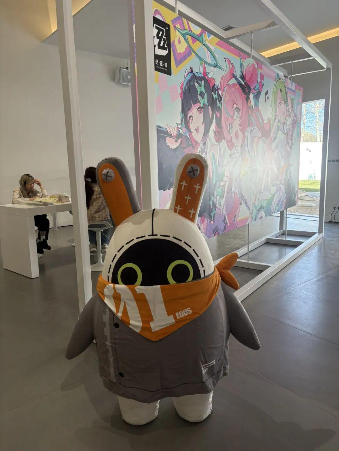 《绝区零》在北京给库克“上了一课”