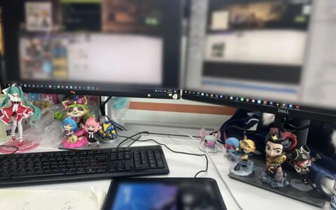 At 39, he left a major tech company to start his own business; with a team of four, he developed a martial arts-themed RPG