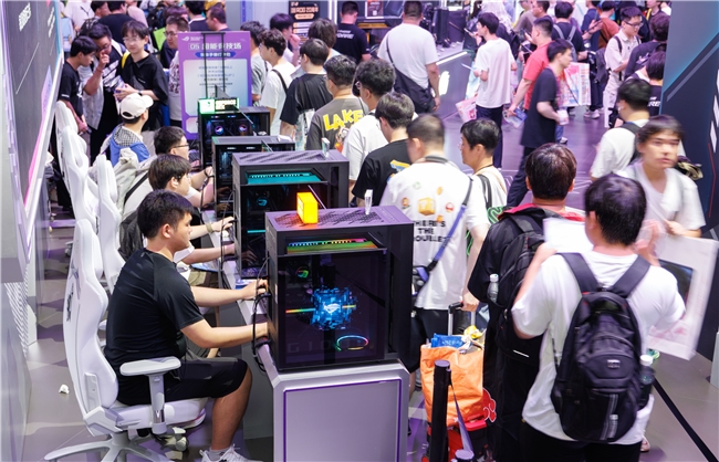 硬核互动尽显潮玩实力 BW2026落幕 ROG成“集邮”标记点