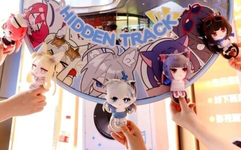 该如何形容《蔚蓝档案》玩家文化的独特性呢？
