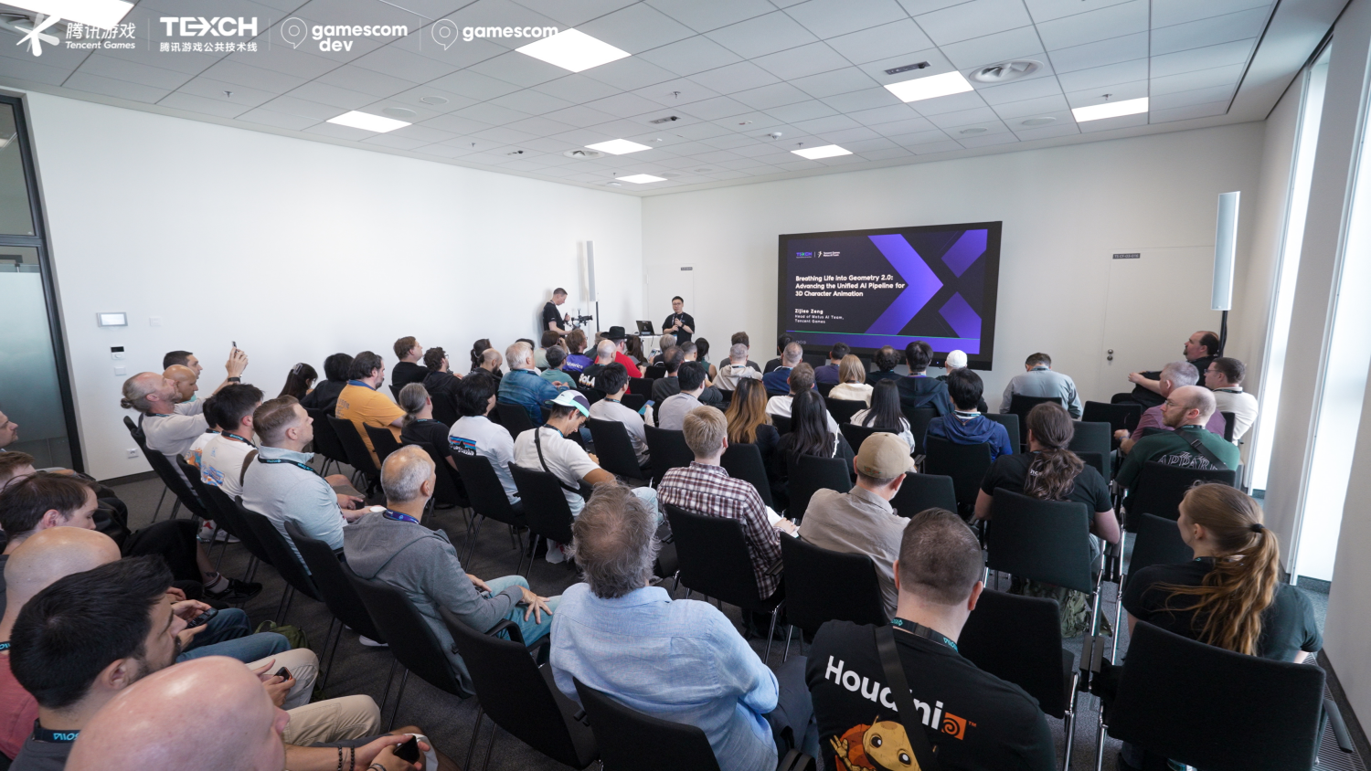 腾讯游戏公共技术线首次整体亮相gamescom，以全链路自研AI技术加速游戏工业创新