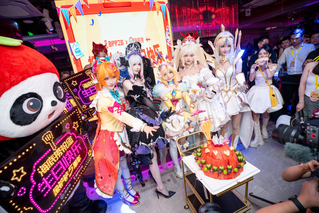 金铲铲五周年:还在为玩家制造"启动"的理由