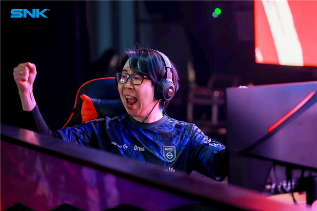 SCS 2026年度总决赛落幕 选手MadkoF、XiaoHai分获《拳皇15》《饿狼传说:群狼之城》冠军