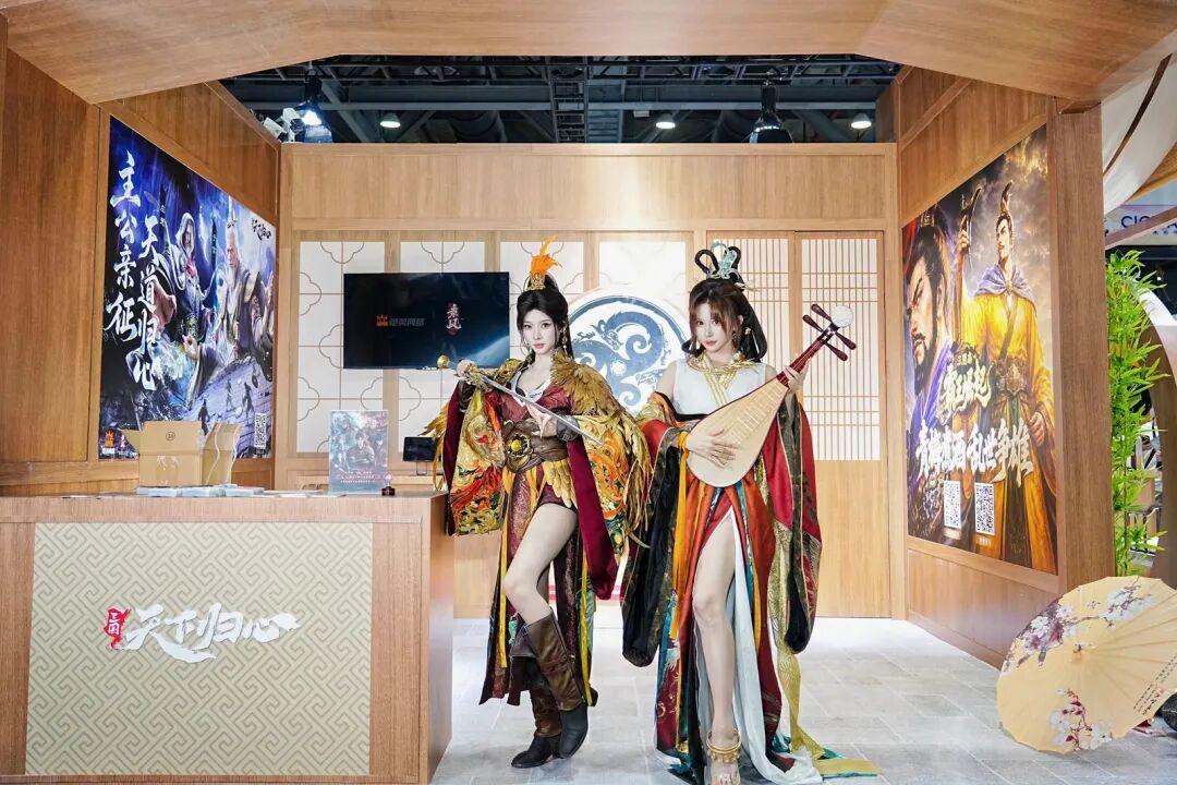 CICF的恺英展台：不止“传奇”，更有新故事